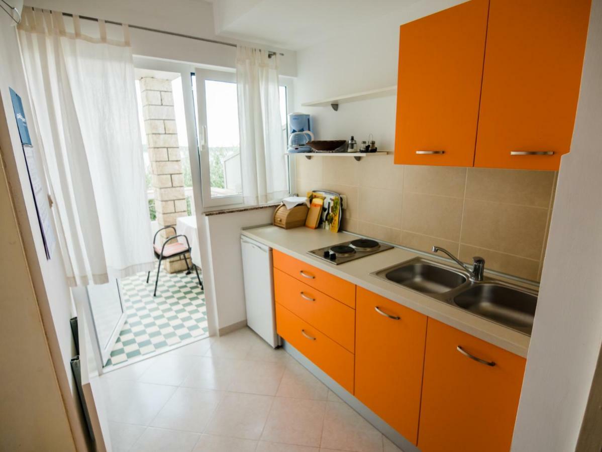 Apartments Picolo Paradiso Miljenko Debelic Barbat na Rabu 외부 사진