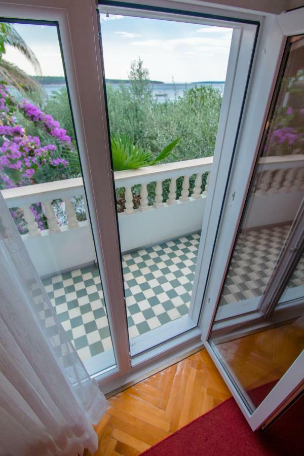 Apartments Picolo Paradiso Miljenko Debelic Barbat na Rabu 외부 사진