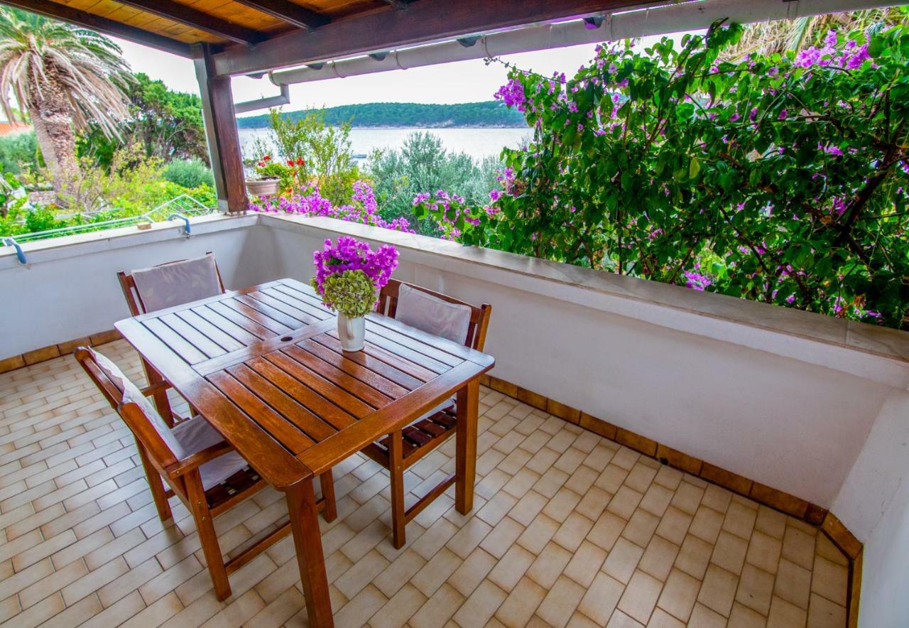 Apartments Picolo Paradiso Miljenko Debelic Barbat na Rabu 외부 사진