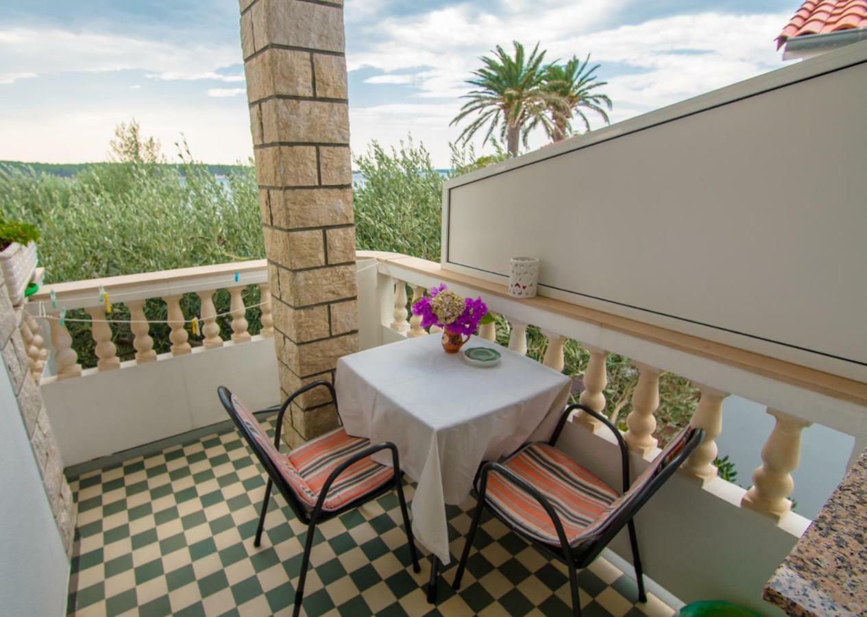 Apartments Picolo Paradiso Miljenko Debelic Barbat na Rabu 외부 사진
